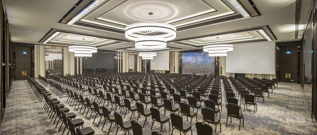 Hotel Doubletree By Hilton Sanlıurfa Einrichtungen foto