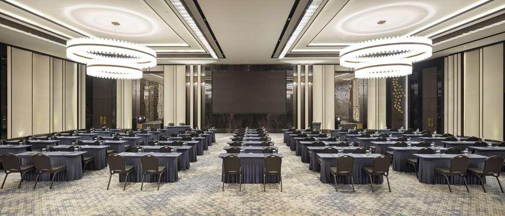 Hotel Doubletree By Hilton Sanlıurfa Einrichtungen foto