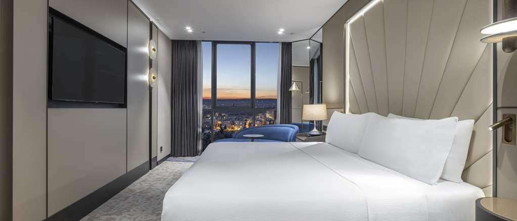 Hotel Doubletree By Hilton Sanlıurfa Zimmer foto