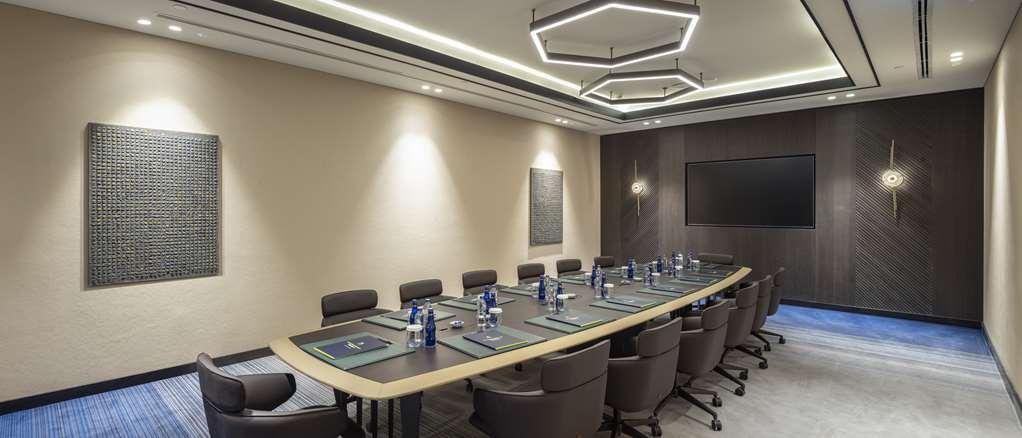 Hotel Doubletree By Hilton Sanlıurfa Einrichtungen foto